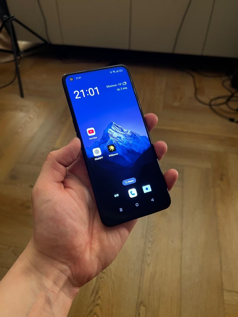 Смартфон Realme 9