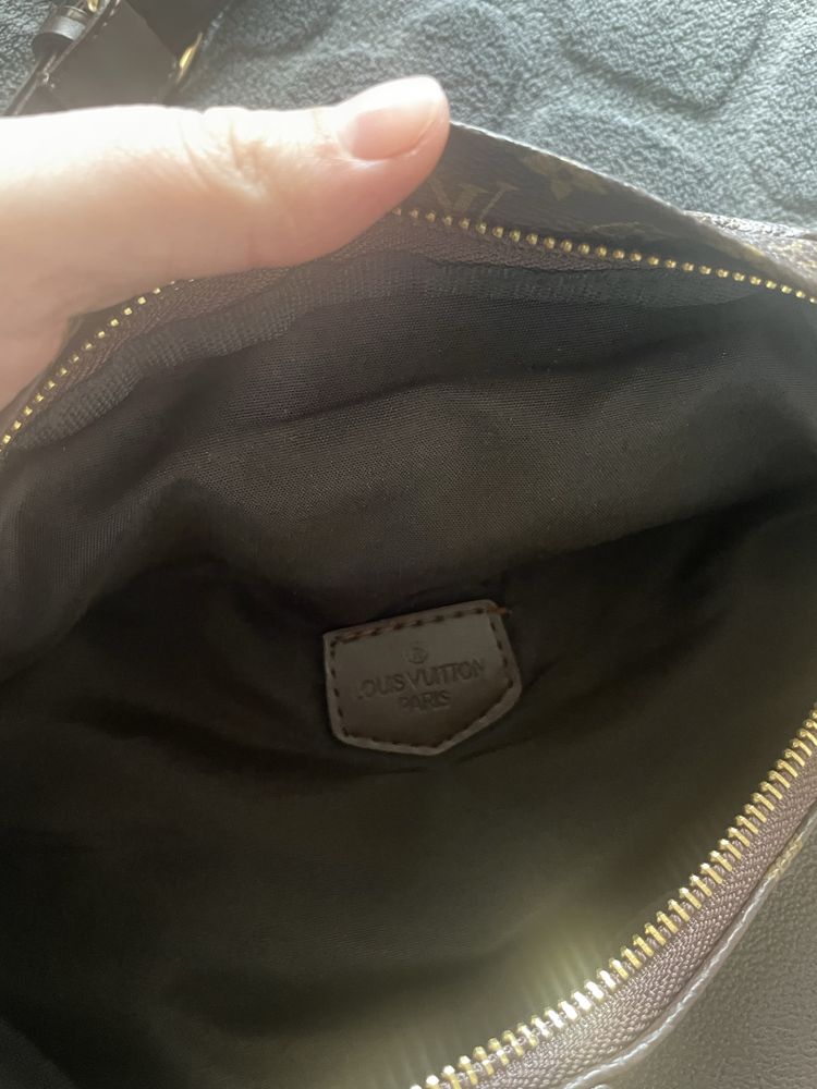 Borseta Louis Vuitton