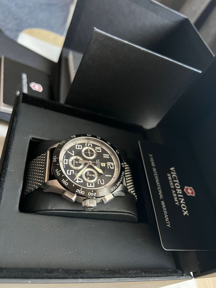 Vand ceas Victorinox Swiss Army Airboss Mach 6 chronograph automatic