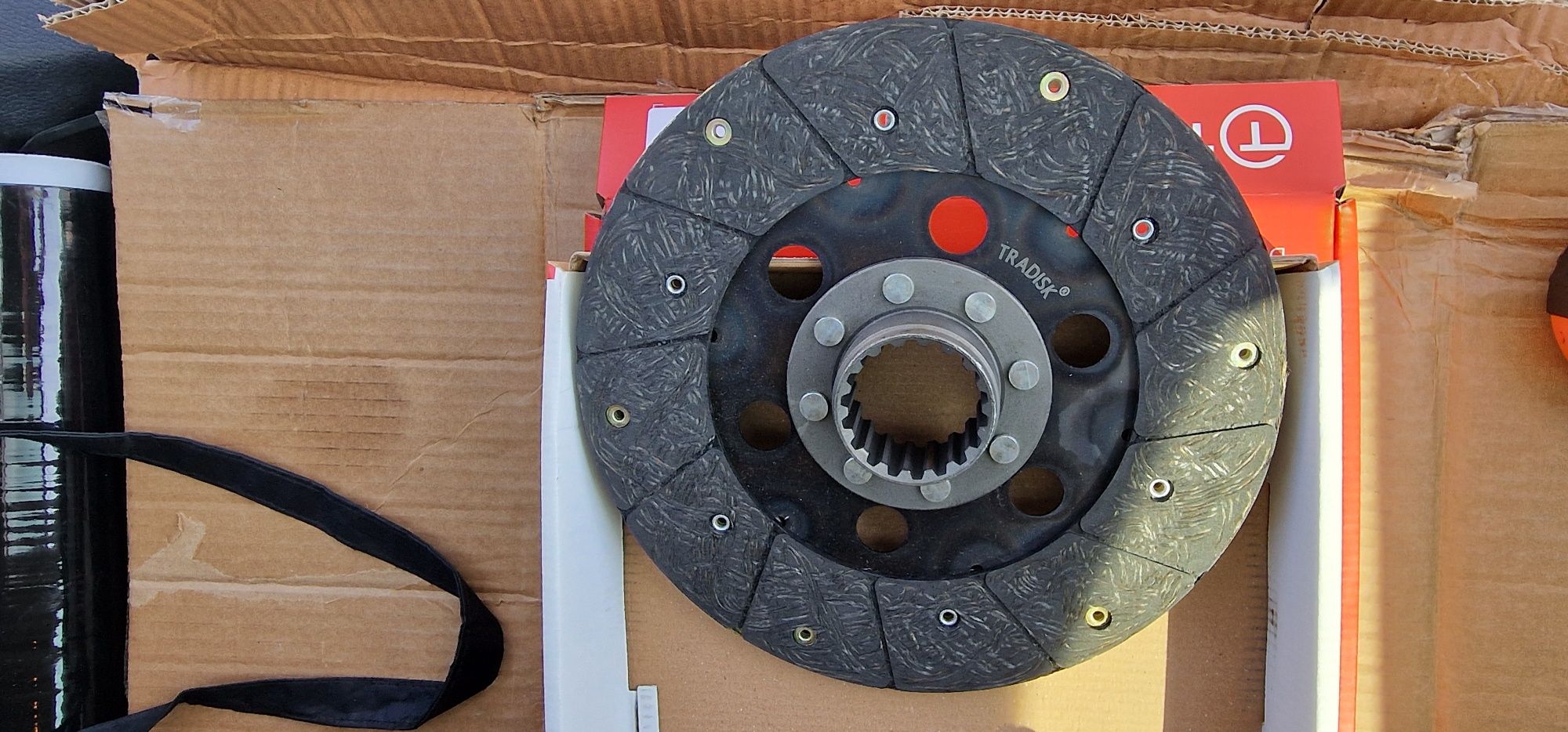 Disc ambreiaj priza putere tractor fiat 615.650 z 18 dinți diametru 25