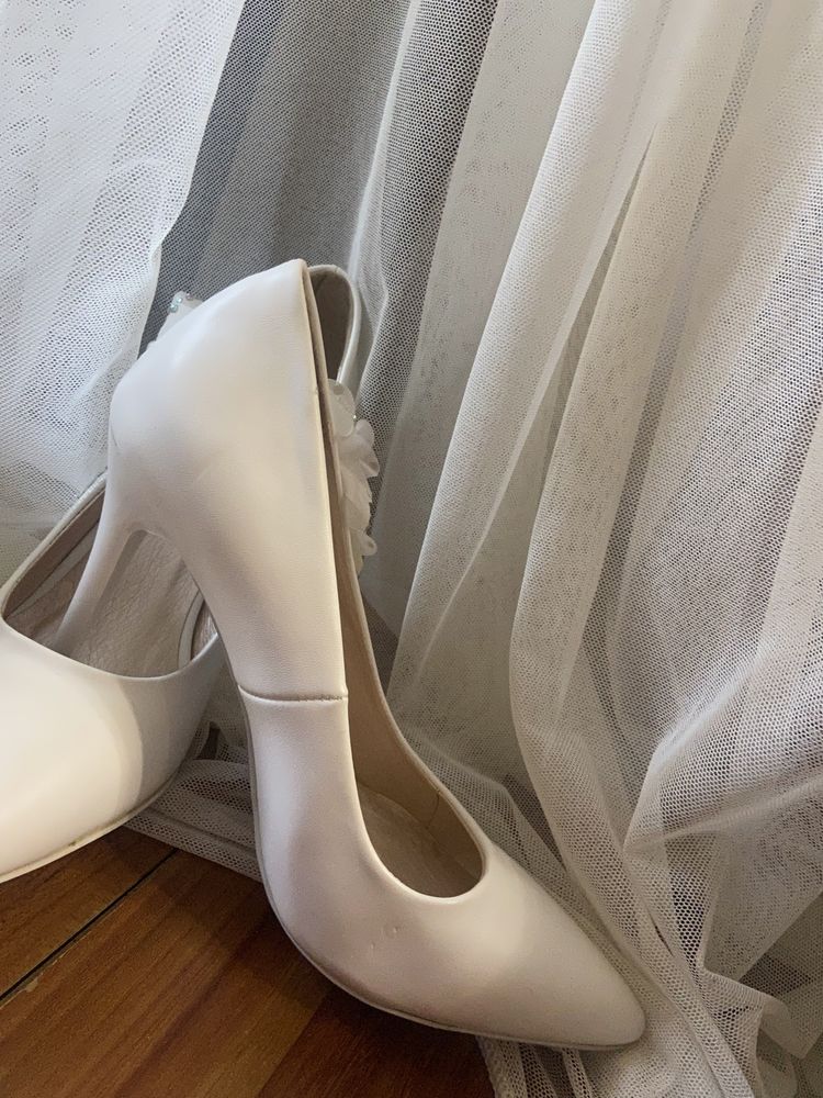 Туфли белые свадебные 40