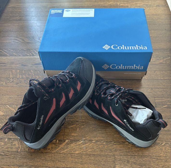 Adidasi de hiking nou-nouți mãrimea 43.