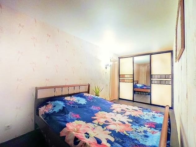 2Х комнатная квартира посуточно, 8 школа