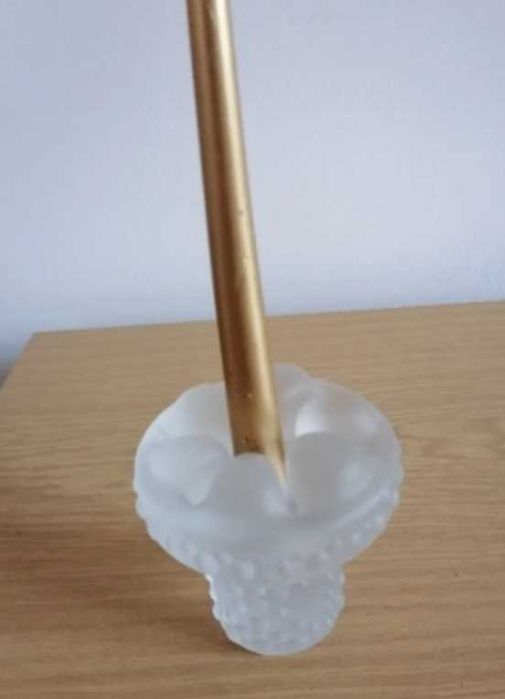 Красив стабилен свещник!