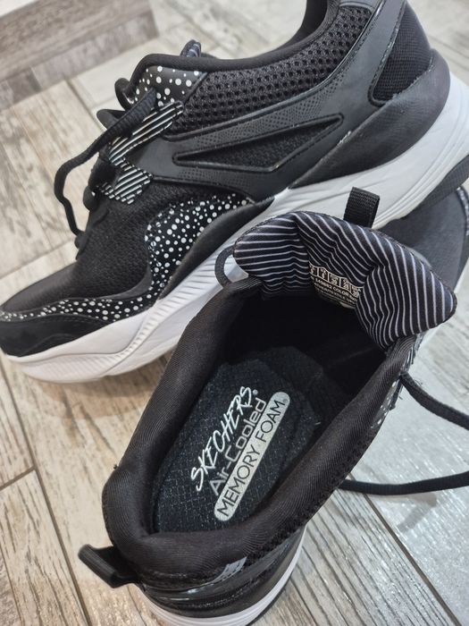 Skechers memory 39