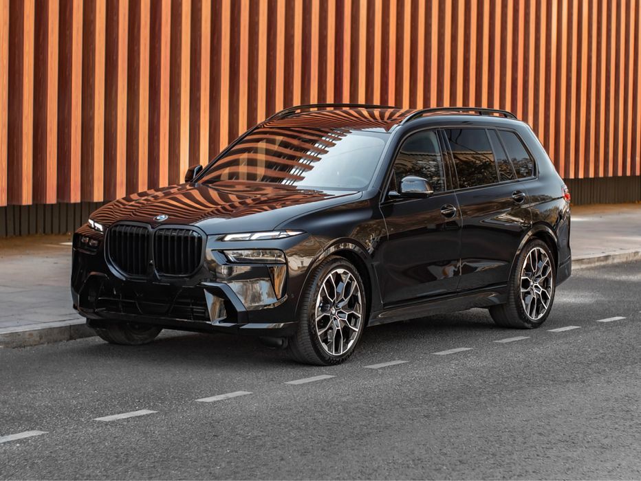 BMW X7 xDrive 40i 2024 год
