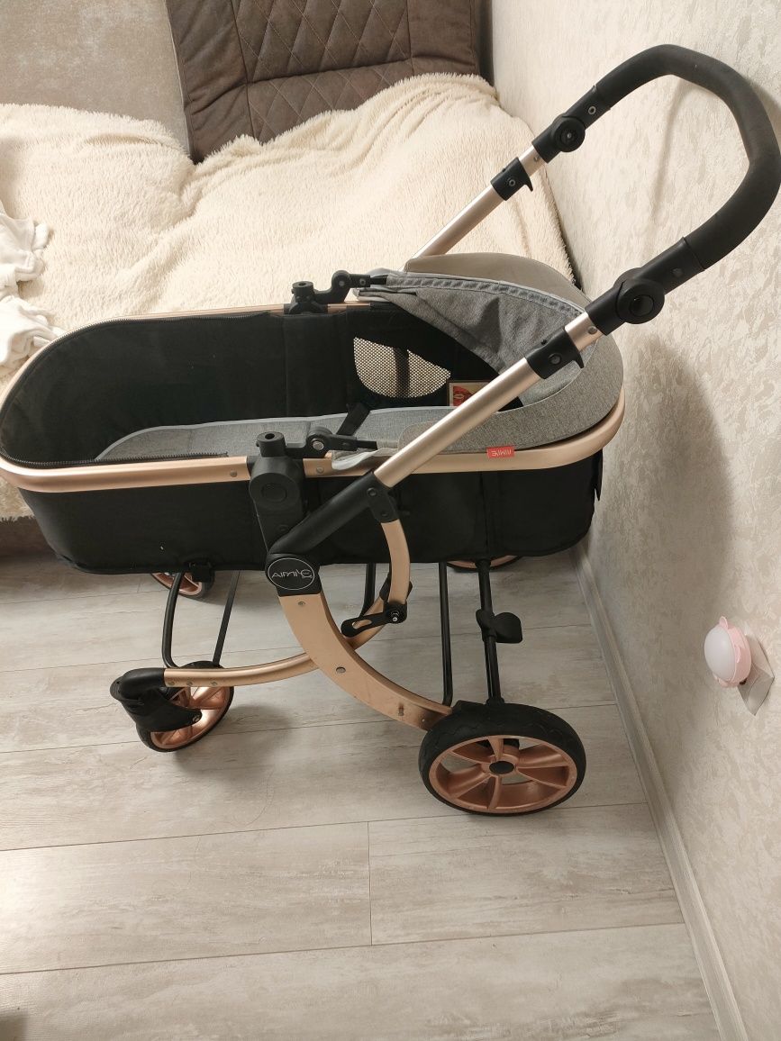 Продам детскую коляску