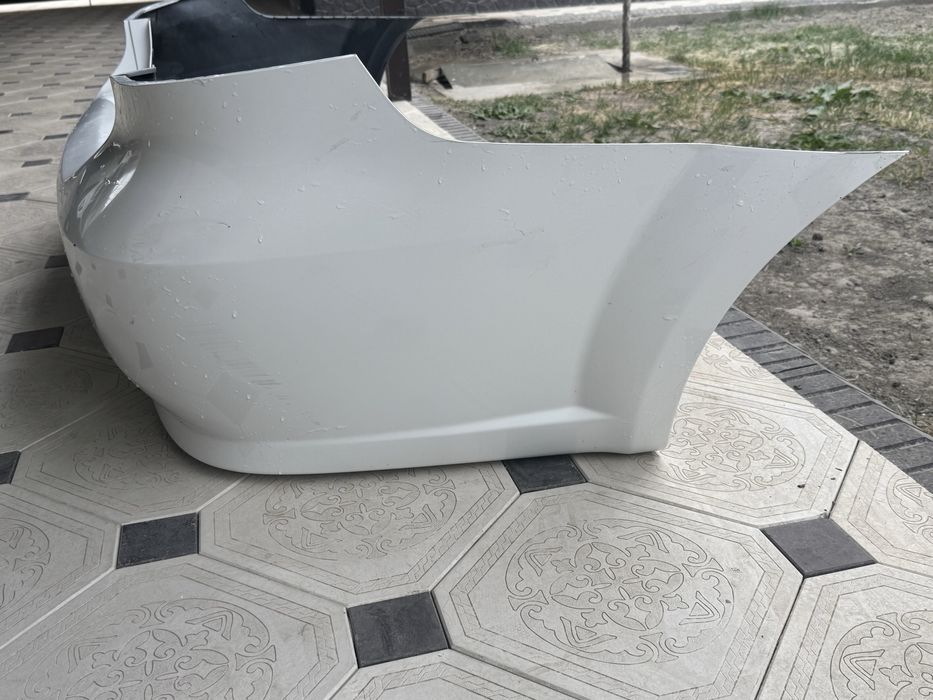 Продается  бампер Равон R 3