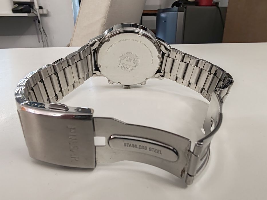 Ceas pulsar cronograf Quartz cod unic 556