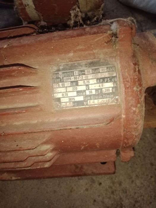 Водна помпа монофазна