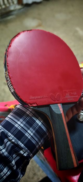 Paletă Andro Inizio Offensive cu fețe Butterfly Dignics