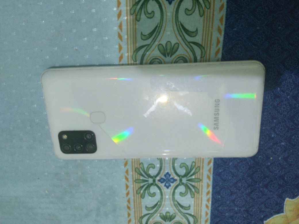 Samsung A21s белый