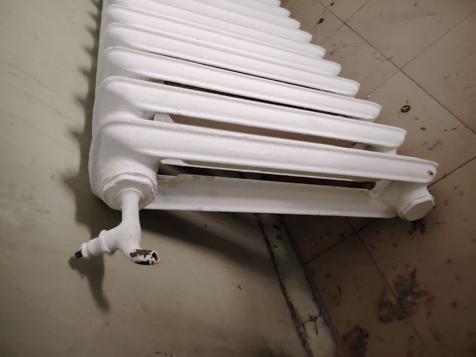 Радиатор чугунный отопления