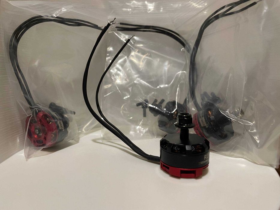 RS2205 2300KV CW/CCW Безчеткови мотори за дронове