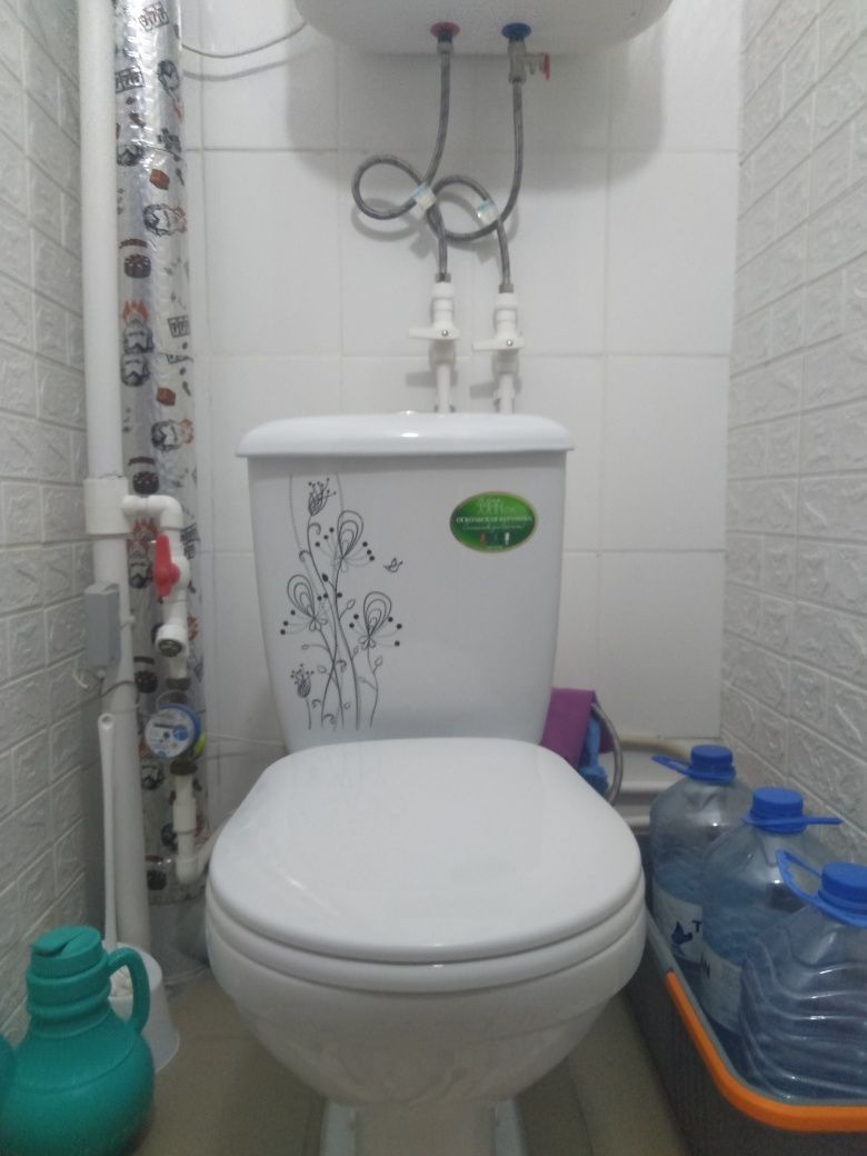 Унитаз с бочком белый
