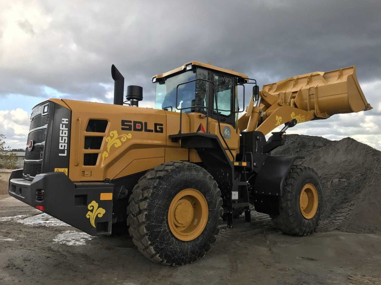 Фронталный погрузчик SDLG L956FH 3.2 куб есть в наличии