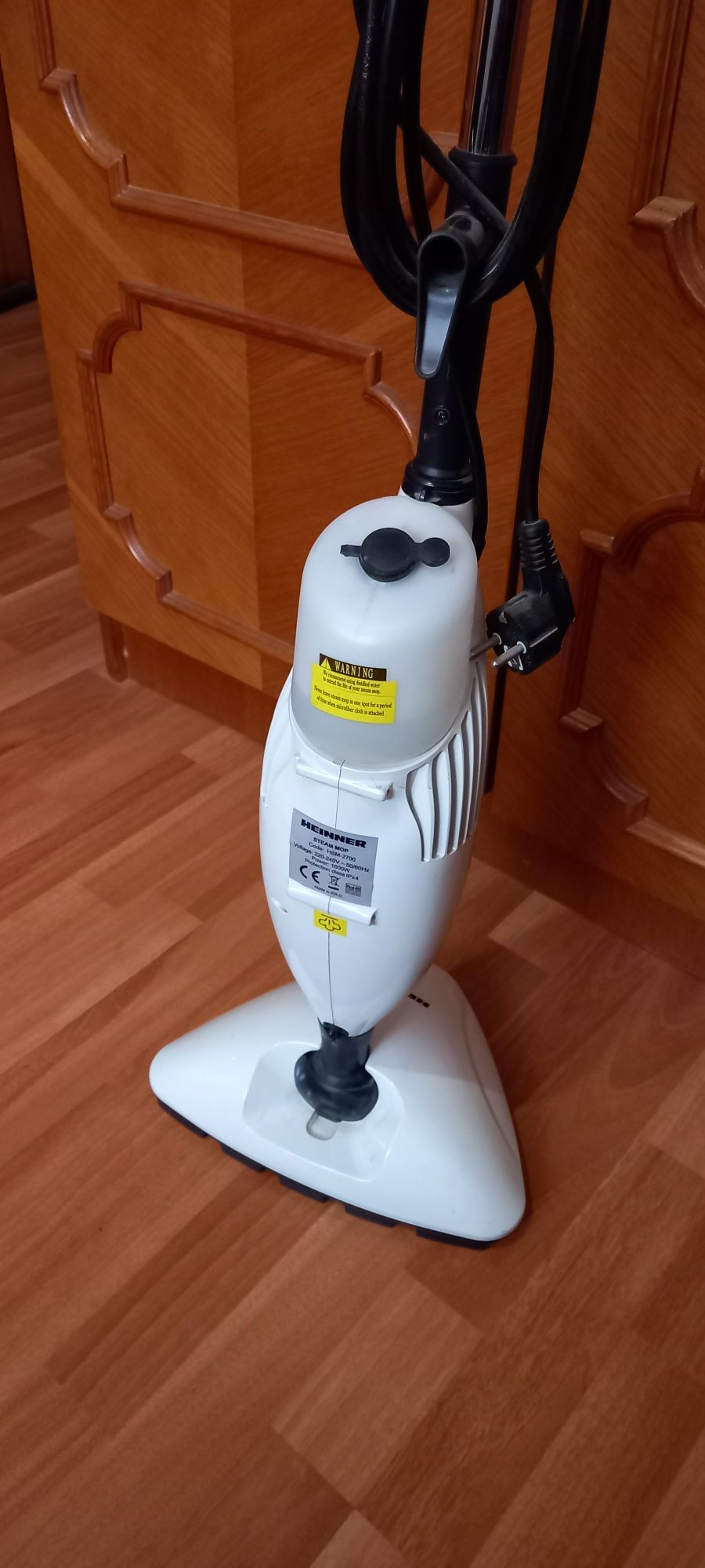 Vând mop cu aburi HEINNER 1600 W