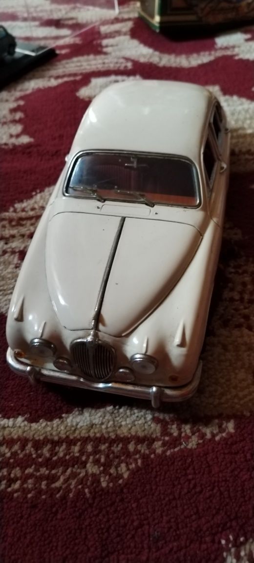 Masinute de colectie
