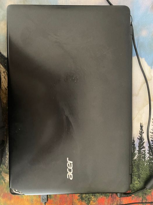 Ноутбук Acer aspire e1