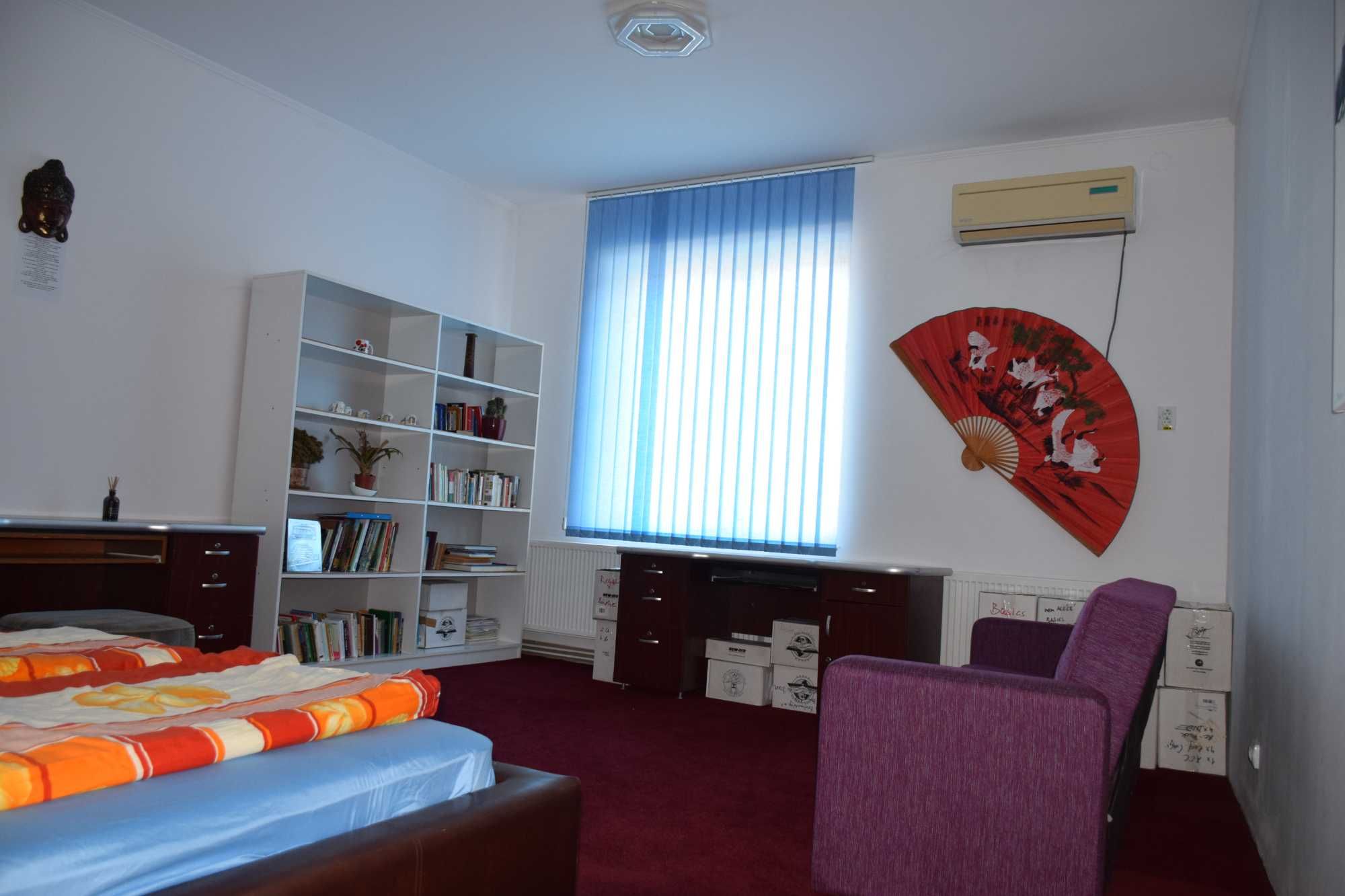 De vanzare apartament 3 camere la casa Sacueni