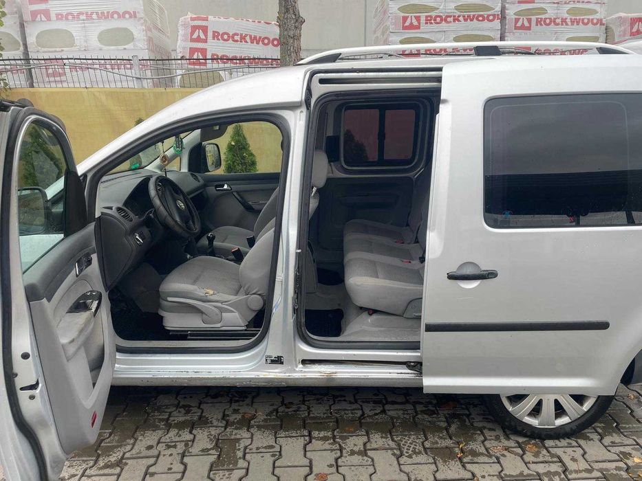 Caddy 7 locuri gpl omologat in acte (merita vazut)