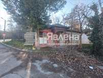 Търговски обект с прилежаща земя