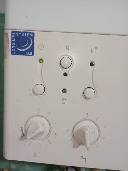 Centrală ariston se vinde cu probă