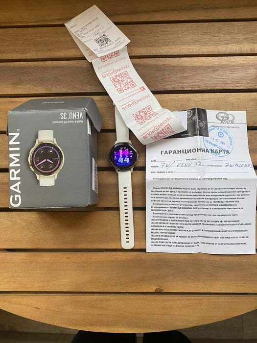 Смарт часовник Garmin Venu 3s