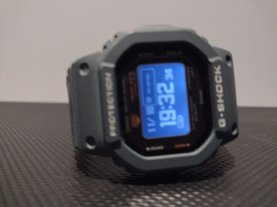 CASIO GSHOCK DW-H5600 blue gray
