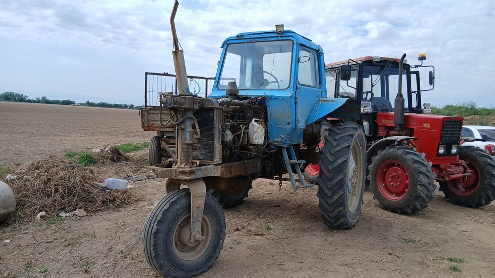 Traktor MTZ 80 sotiladi