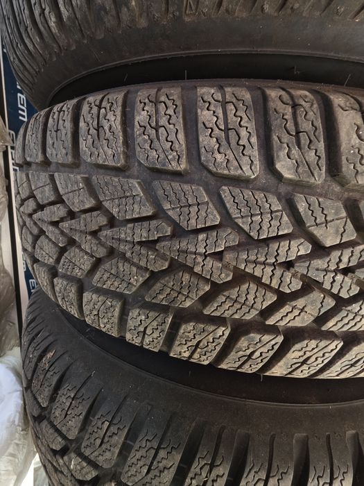 195 65 15 Dulop ЗИМНИ с джанти 5х100