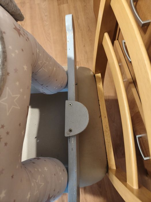 Căluț balansoar și căluț de cauciuc