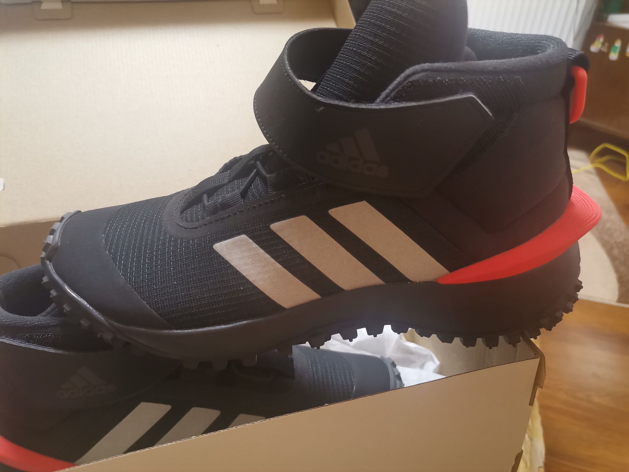 Зимни боти Adidas