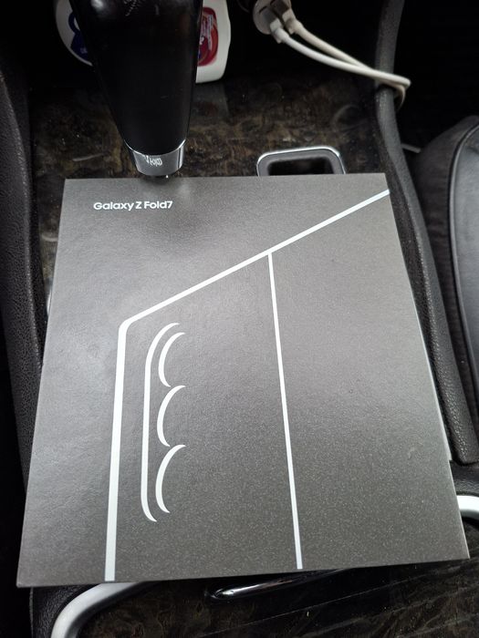Vand sau schimb Samsung Z Fold 7