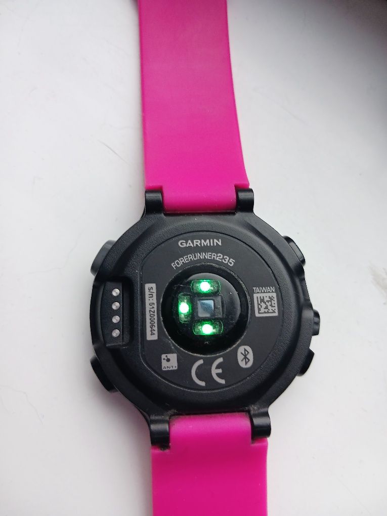 Garmin forerunner 235