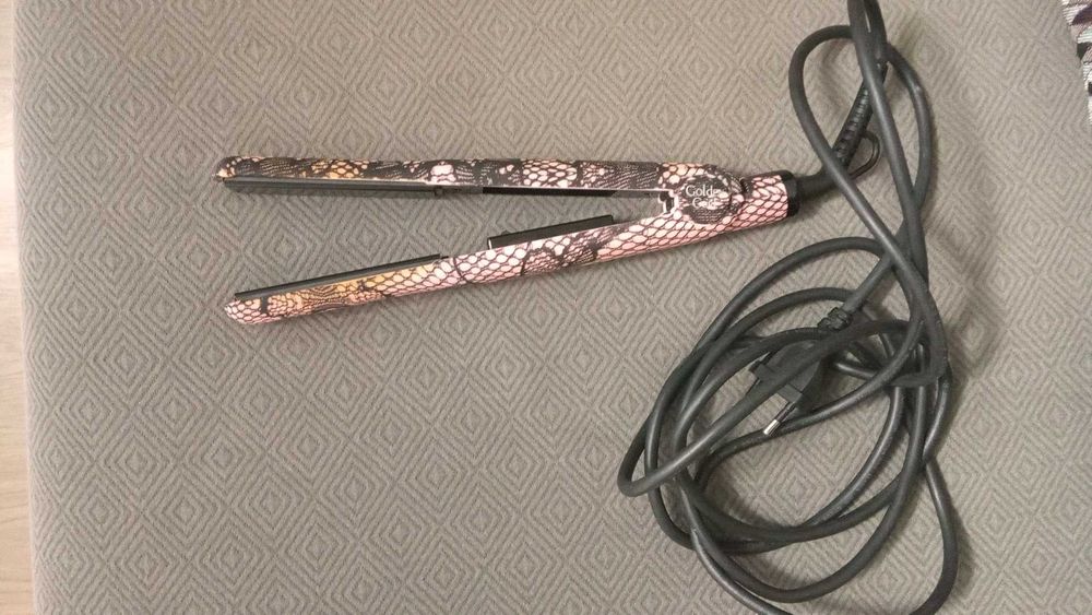 Aparat de îndreptat Golden Curl - calitate de marcă