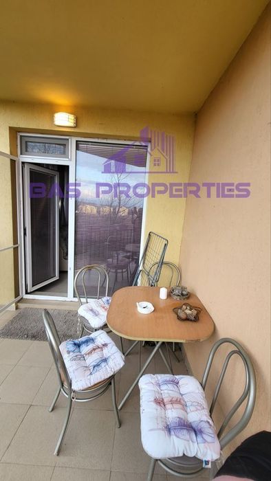 Двустаен Апартамент под Наем в Затворен Комплекс Central Park, Нови Х