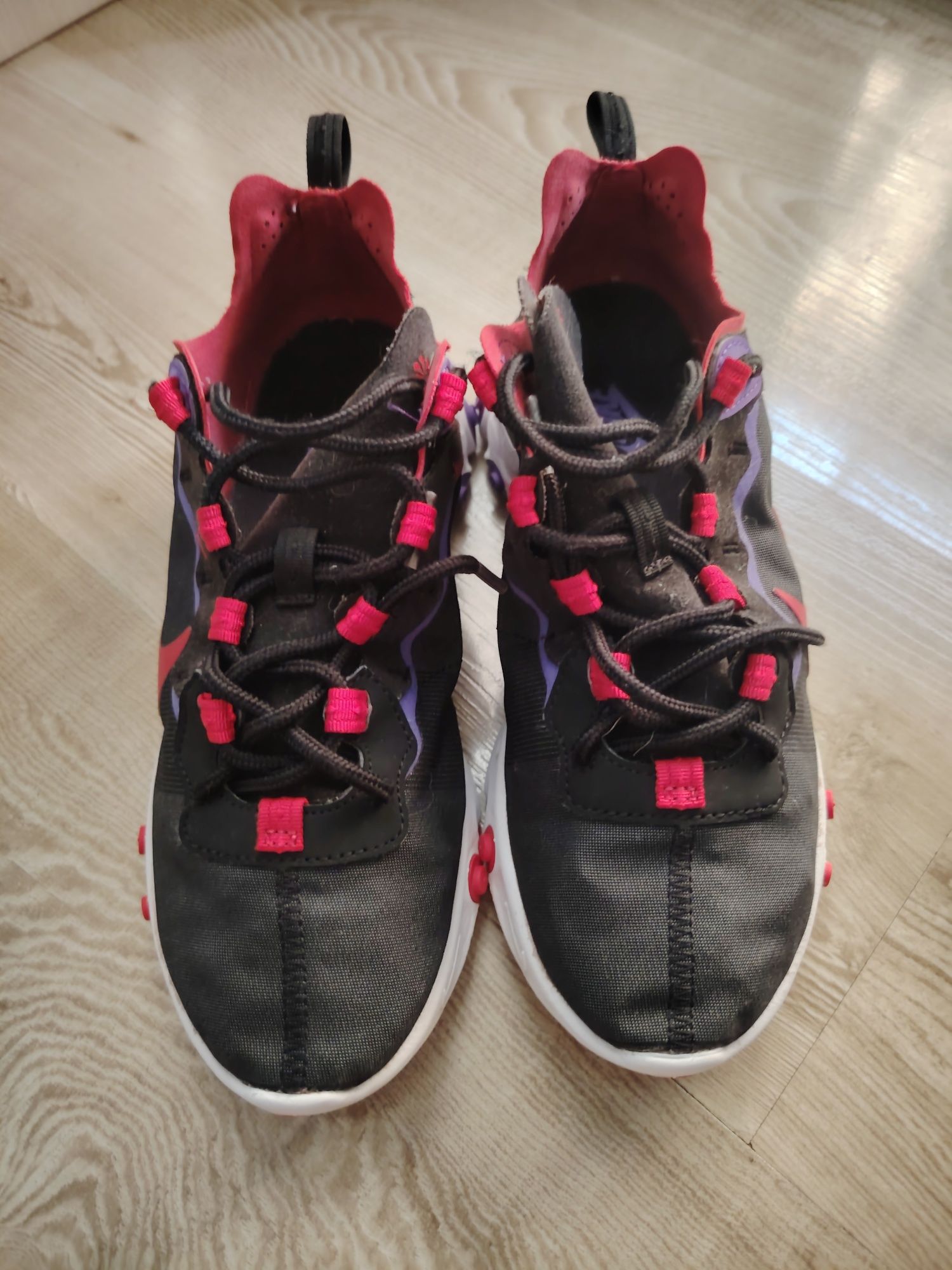 Дамски маратонки NIKE REACT