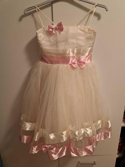 Rochita tip printesa