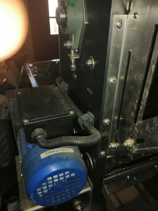 Mașină descapacit rame full automata Lyson