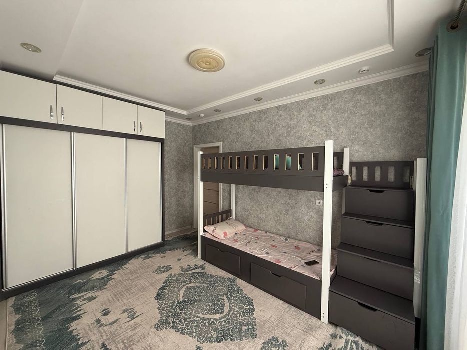 Срочна продается 3х ком квартира фсемы удобствамы