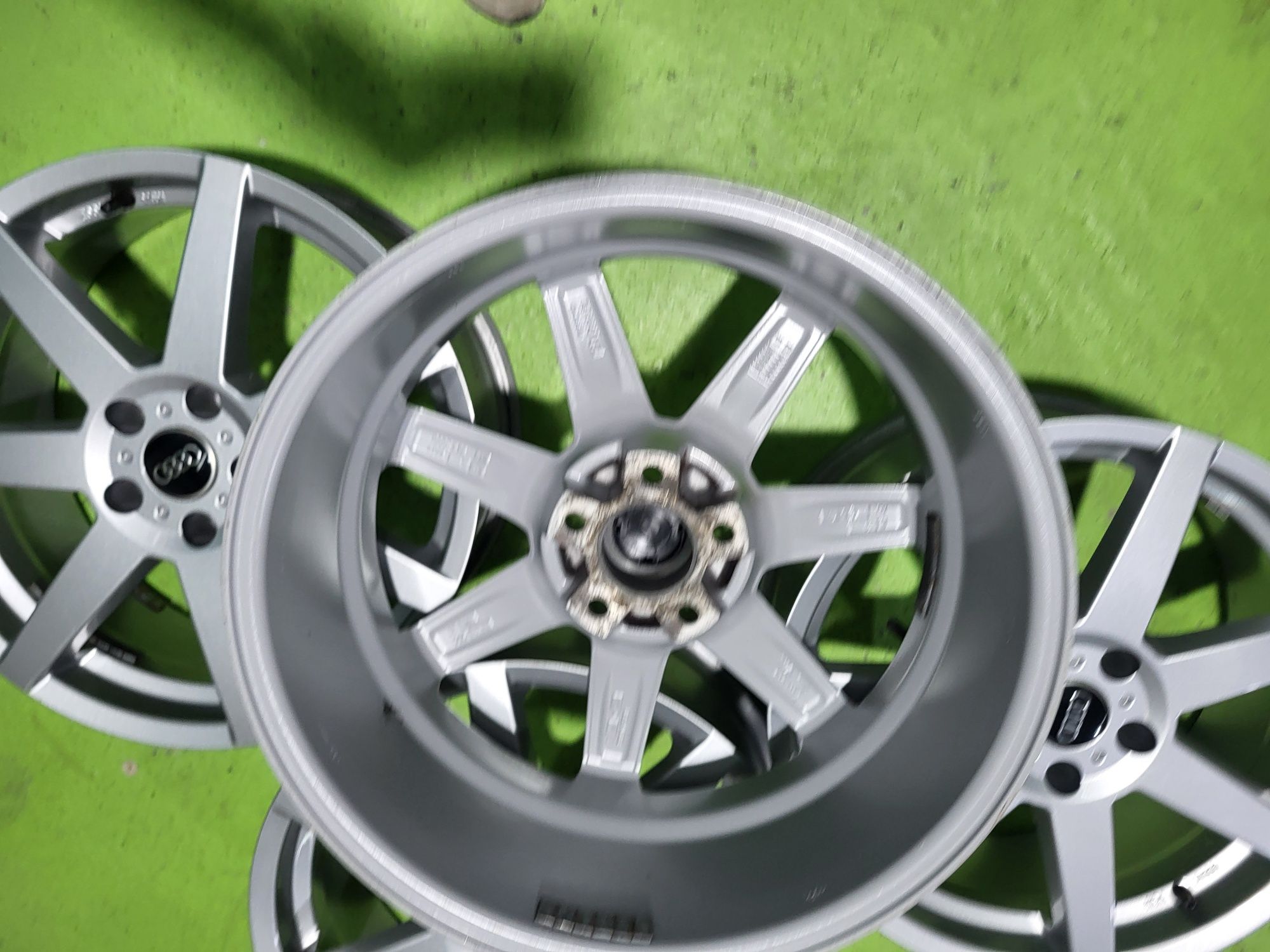 18 5x112 Audi Vw Skoda 5х112