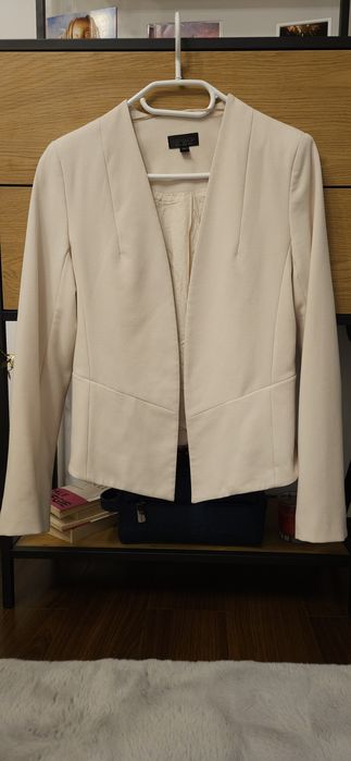 Sacou scurt, cambrat