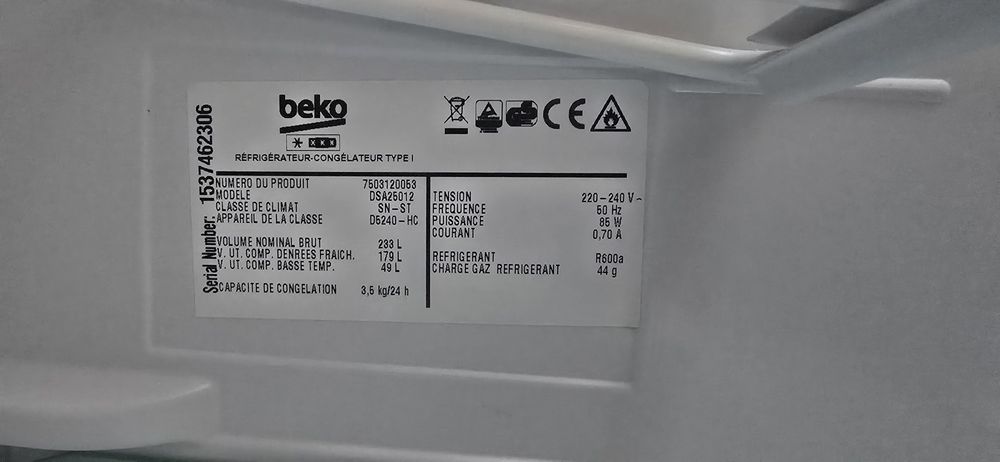 Frigider BEKO 150l NOU