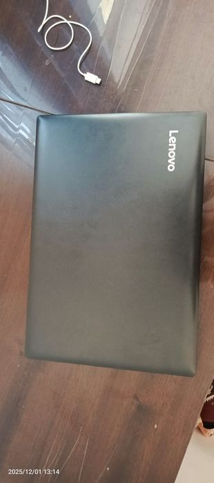 Pul kk srochni sotiladi  core i5  8 pakalena Ram 8gb/512