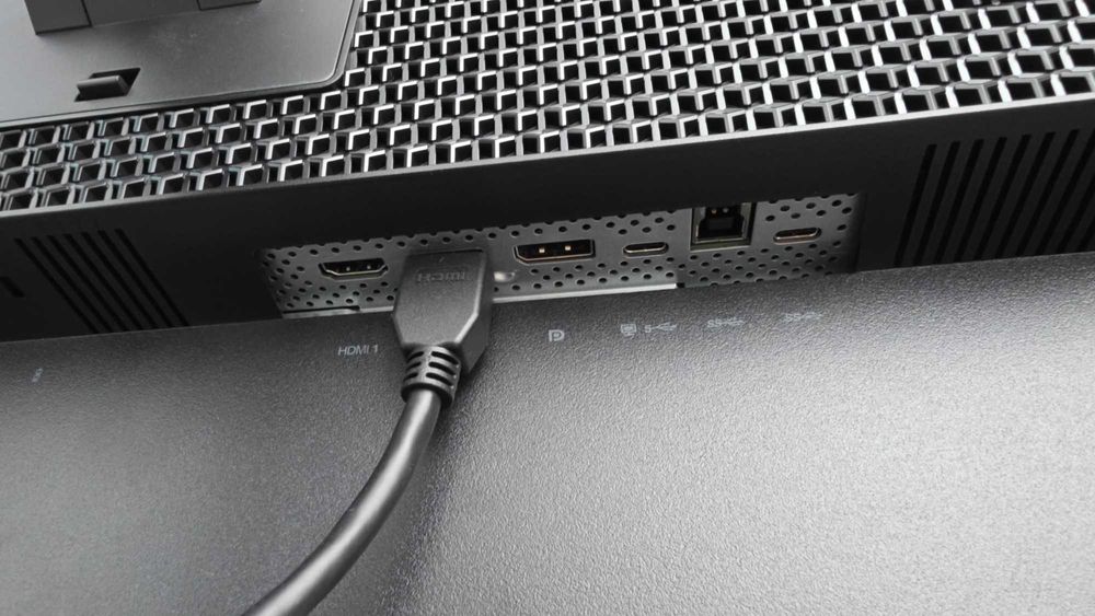 Lenovo Legion Y32p-30 – 32" 4K 144Hz HDR