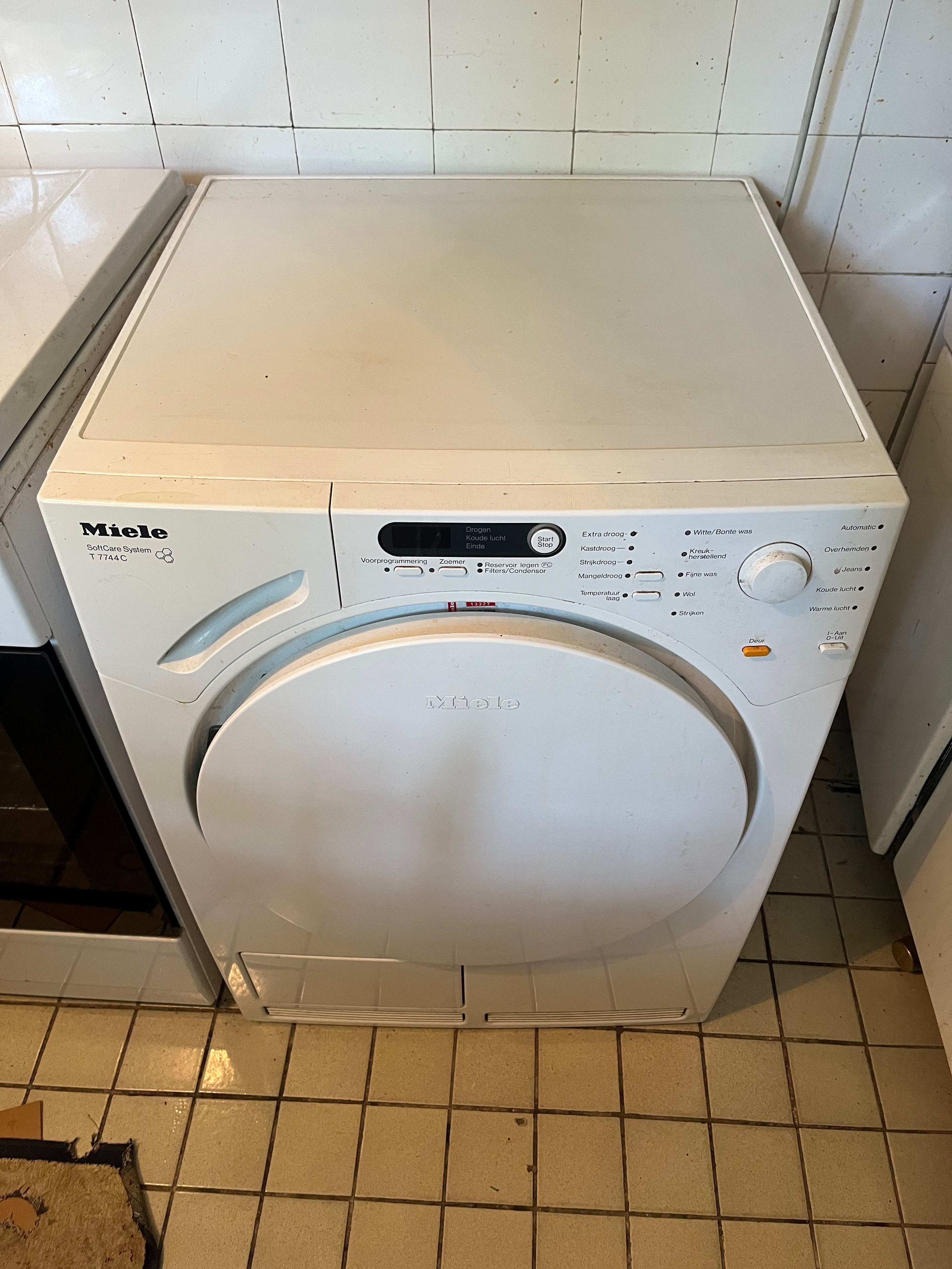 сушилня Miele softcare system T7744C