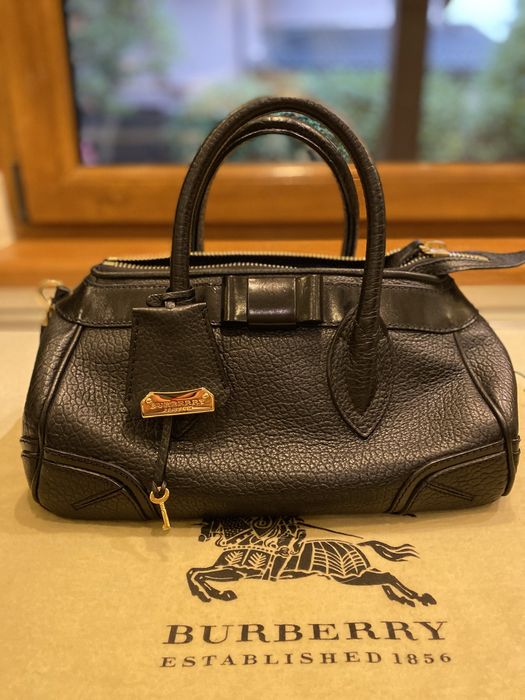 Geanta Burberry originala piele neagra