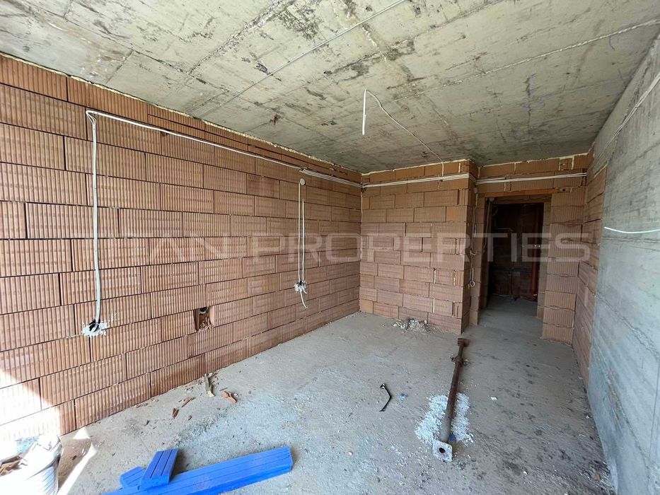 Продава се Тристаен апартамент в Пловдив, Христо Смирненски - 141 кв.м за 1200 €/кв.м - Снимка #3