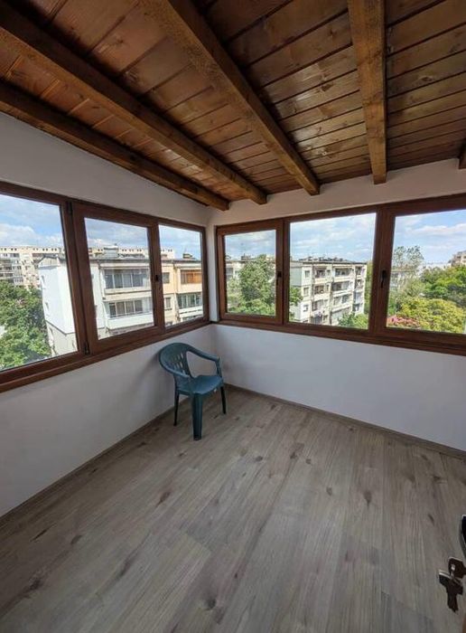 Дава се под наем Тристаен апартамент в Пловдив, Център - 90 кв.м за 600 € - Снимка #9